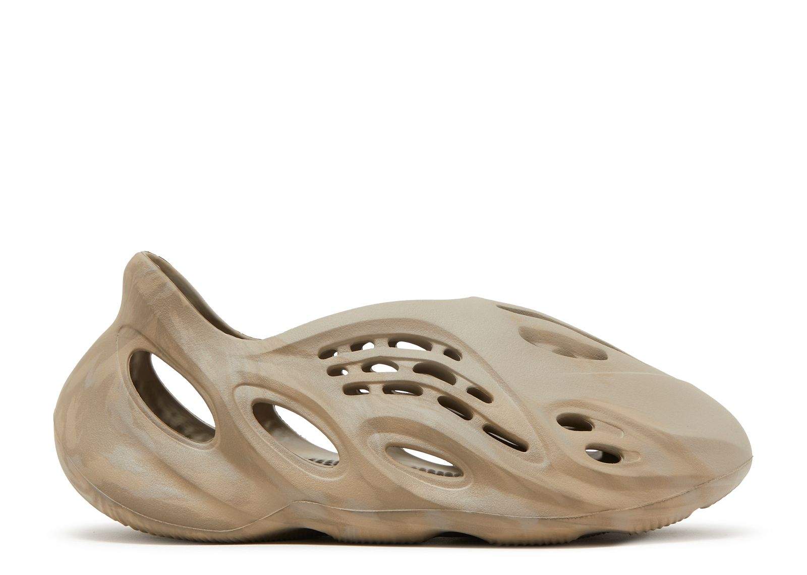 Yeezy Foam Runner ‘Stone Sageâ€?Revered Footwear